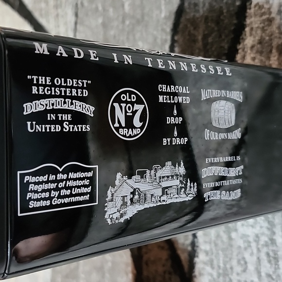 JACK DANIELS OLD NO. 7 2009 TIN 2007 BARREL FLASK GLASS COCKTAIL SHAKER BUNDLE - Picture 9 of 16